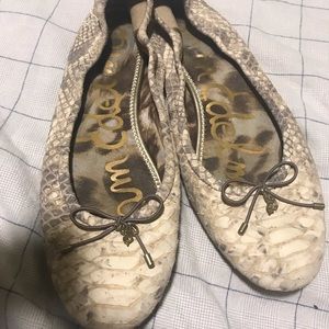 Sam Edeman flats animal print size 8